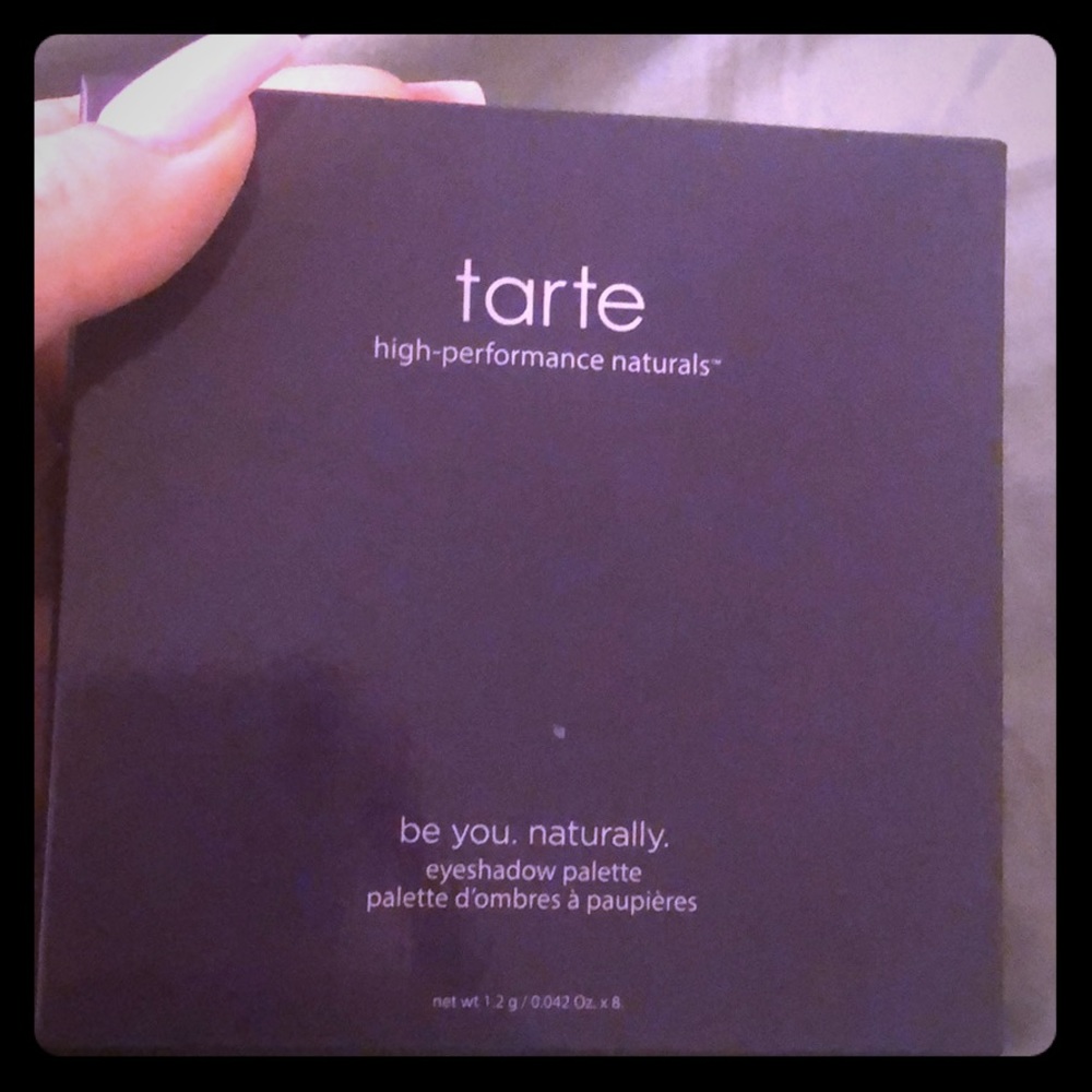 Tarte be you. naturally. Eyeshadow palette